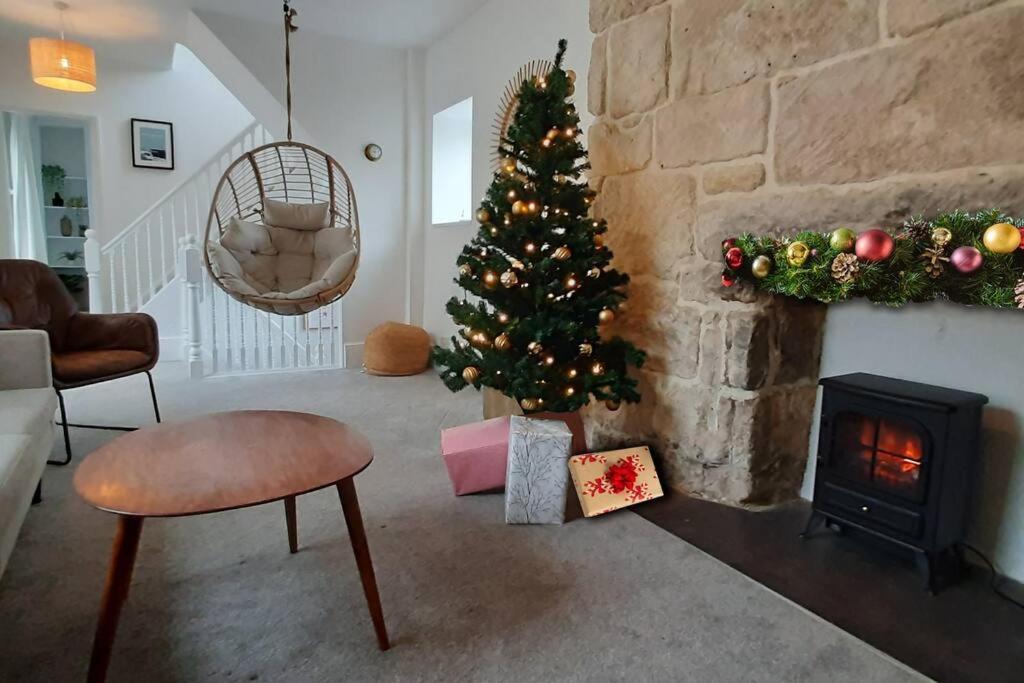 Bright & Beautiful 4 Bedroom House With Sea Views Portland Exteriér fotografie