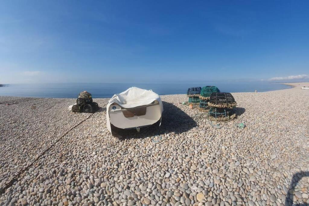 Bright & Beautiful 4 Bedroom House With Sea Views Portland Exteriér fotografie